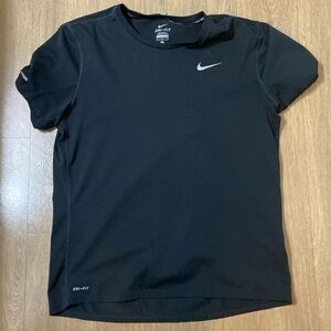 Men’s Nike running shirt
